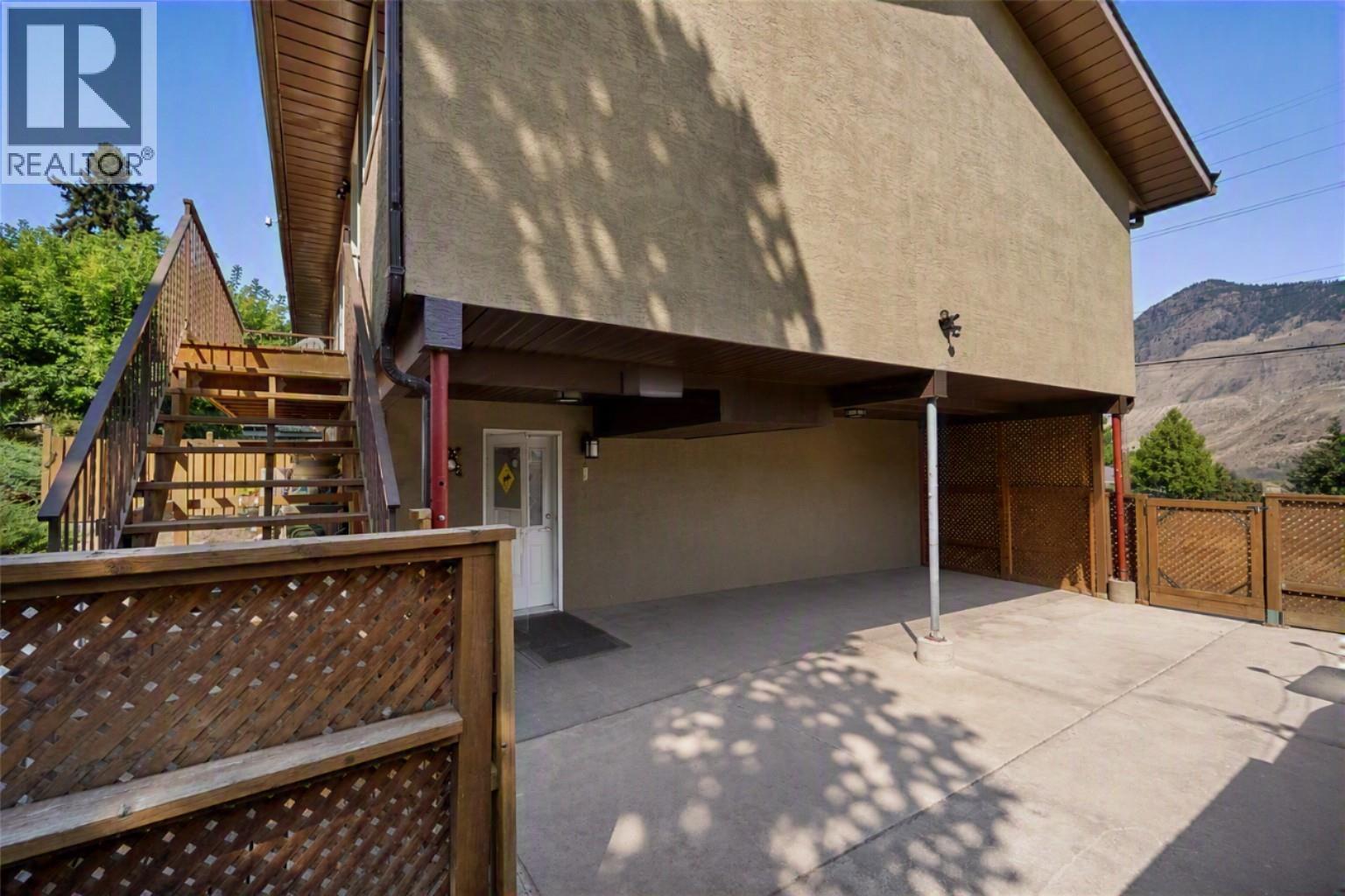2045 Valleyview Drive - Image 3