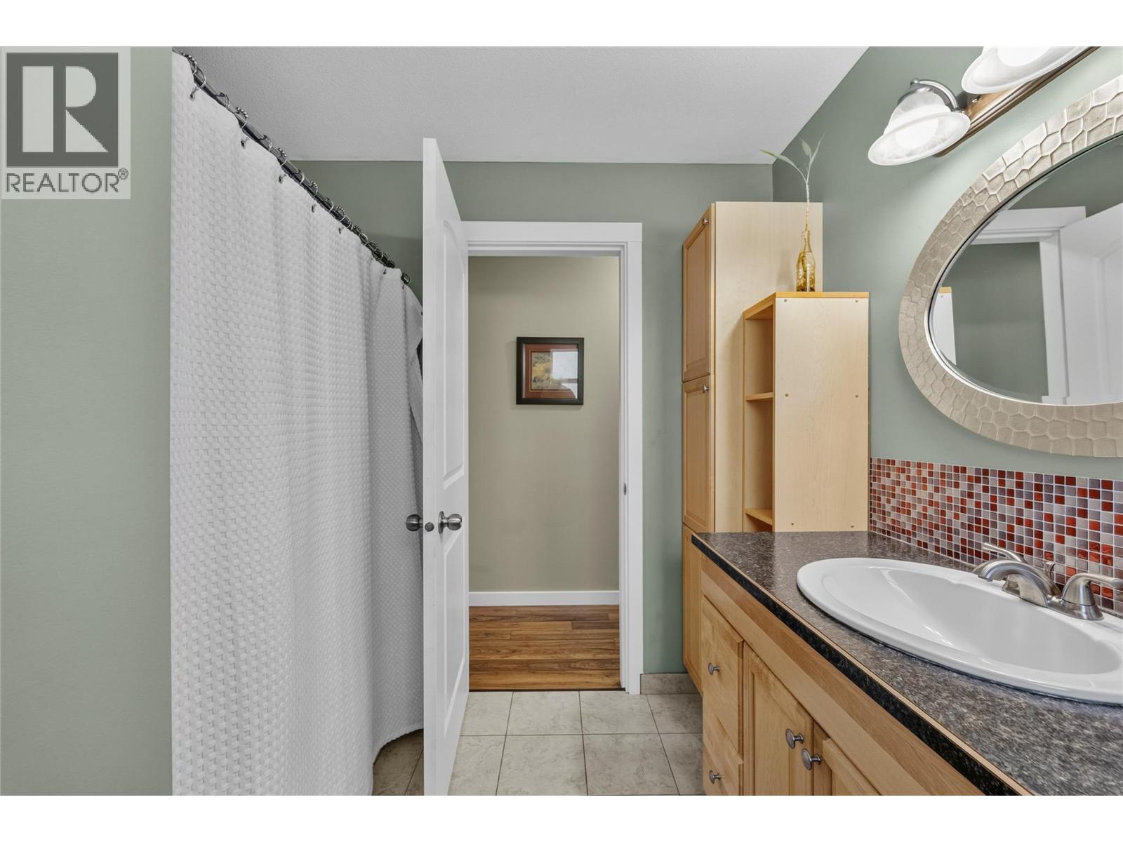 2045 Valleyview Drive - Image 23
