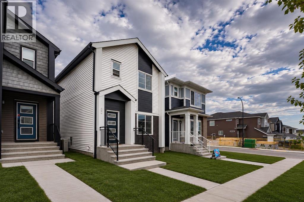 52 Lewiston Drive NE - 3