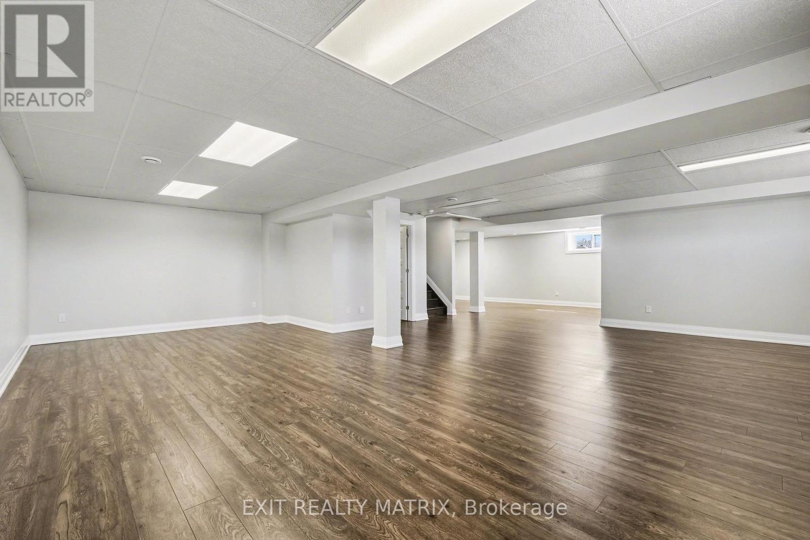 401 BRUGES STREET - 21