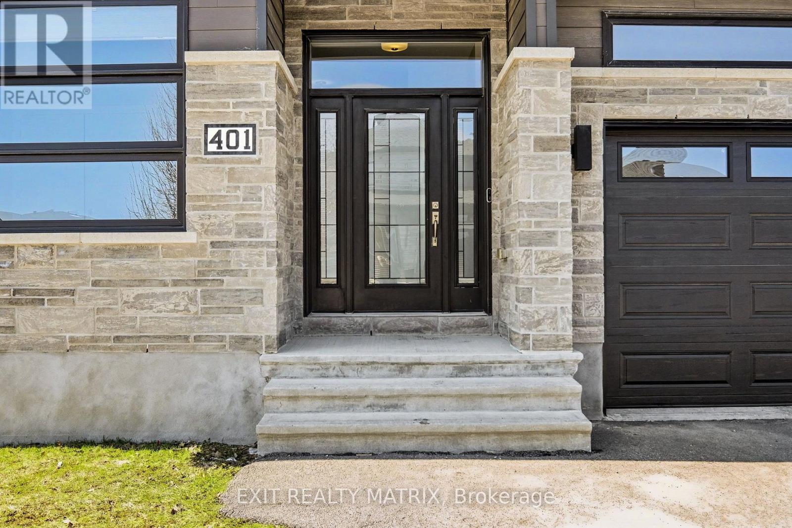 401 BRUGES STREET - 2