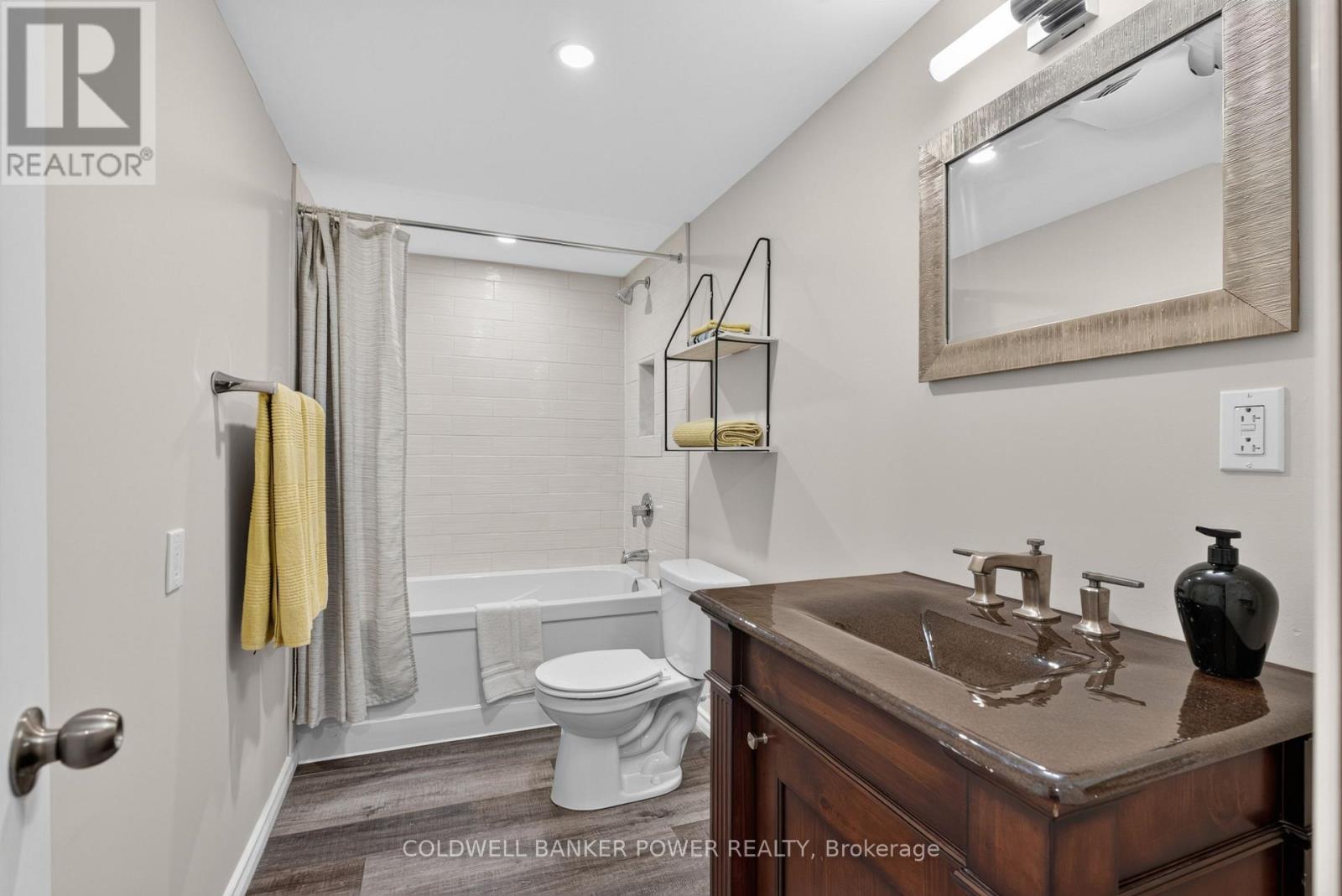 76 SPENCER CRESCENT - Image 34