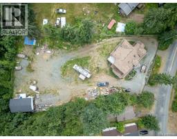 2524 Macaulay Rd, Black Creek, BC V9J1B5 Photo 14