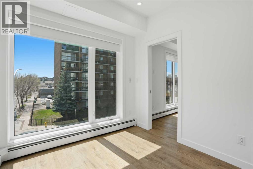 310 15 Avenue Southwest - Photo 19