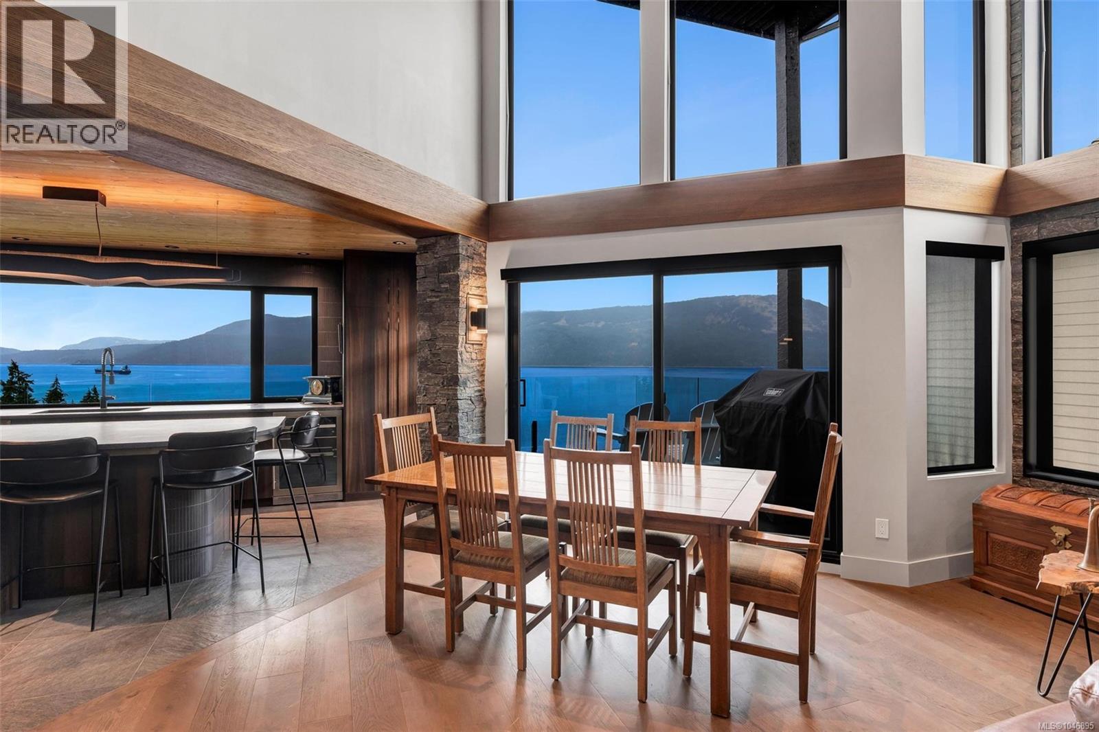553 Marine View - Image 11