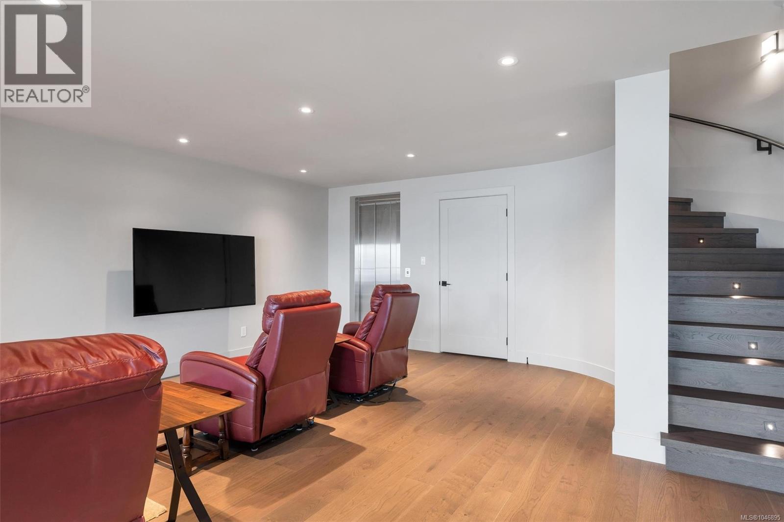 553 Marine View - Image 38