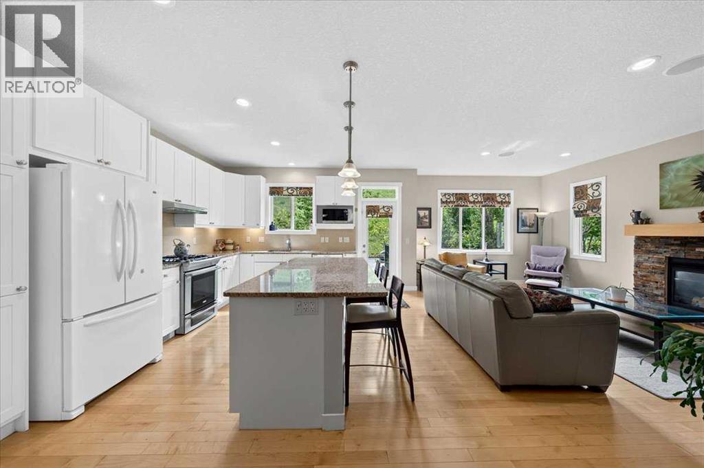 60 Sherwood Crescent Northwest - Photo 10