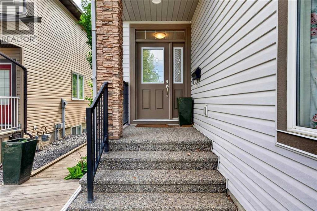 60 Sherwood Crescent Northwest - Photo 5