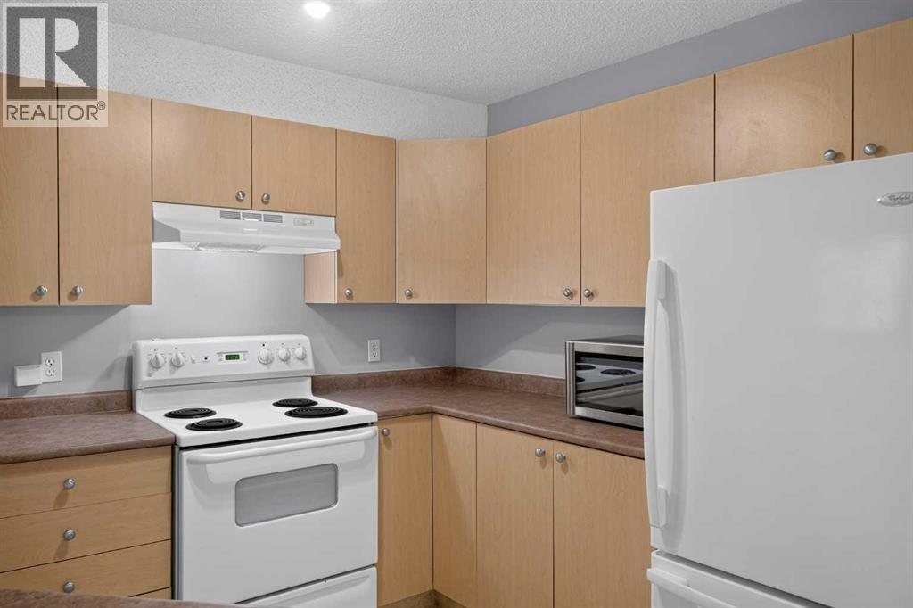 304 Mackenzie Way Southwest - Photo 6