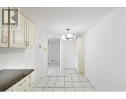 611 - 5 Weldrick Road W, Richmond Hill, ON L4C8S9 Photo 14