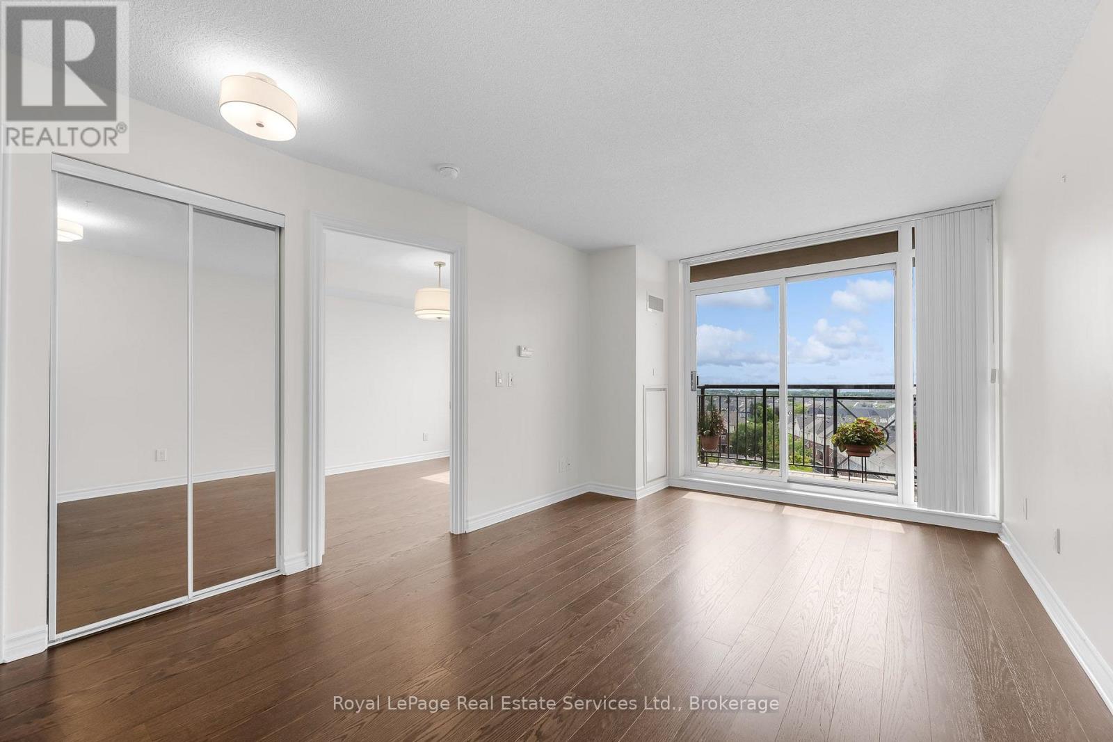 #806 2379 CENTRAL PARK DRIVE - 14