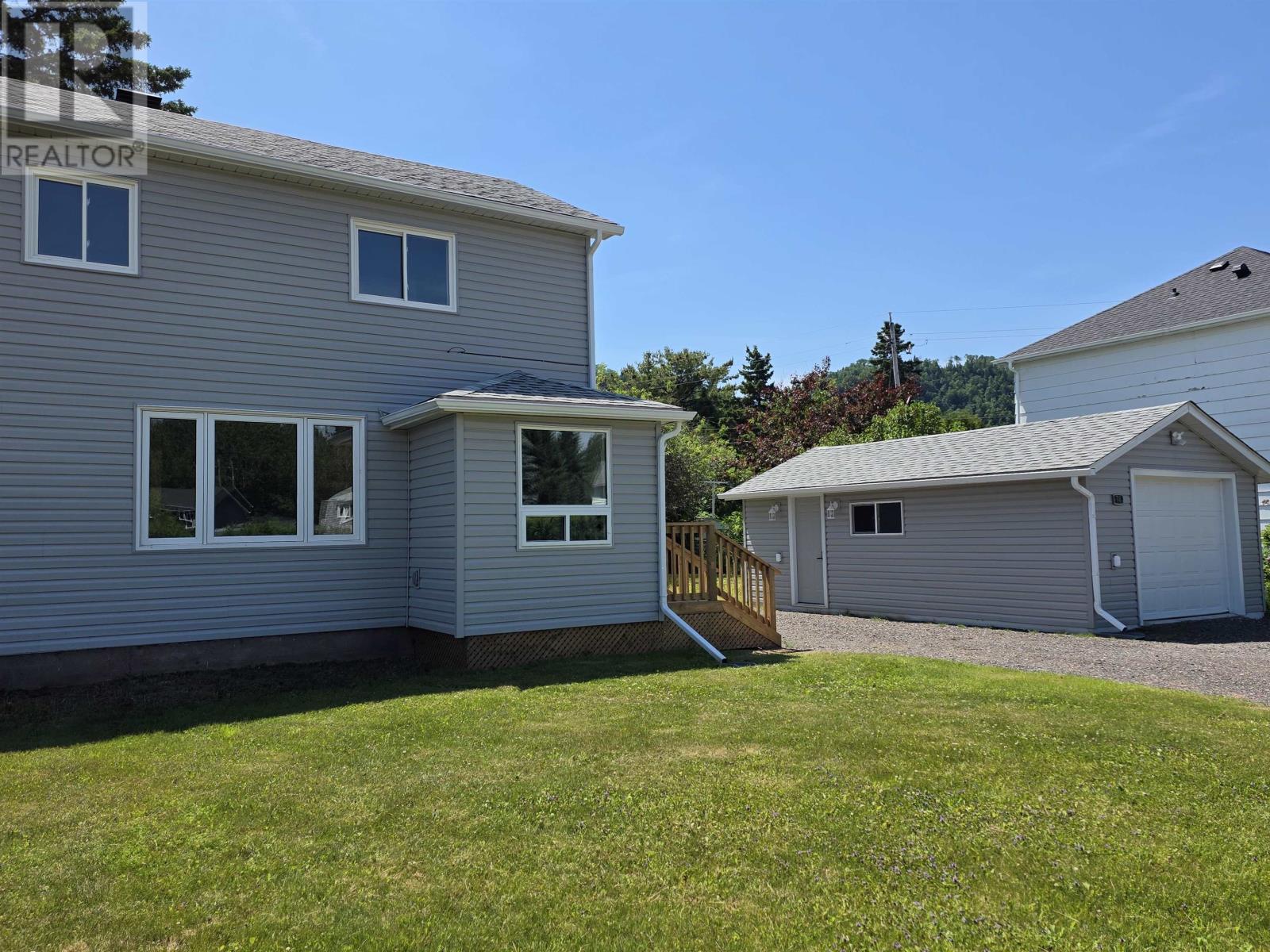 78 Timmins ST - 3