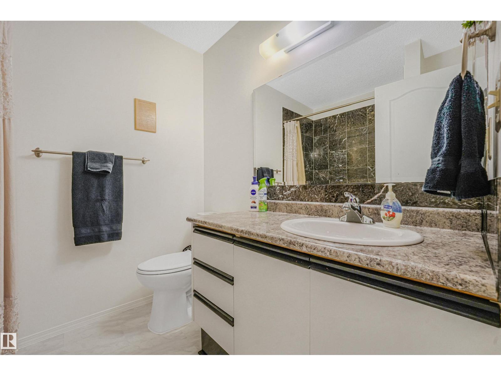 #254 52411 RGE ROAD 214 - 17