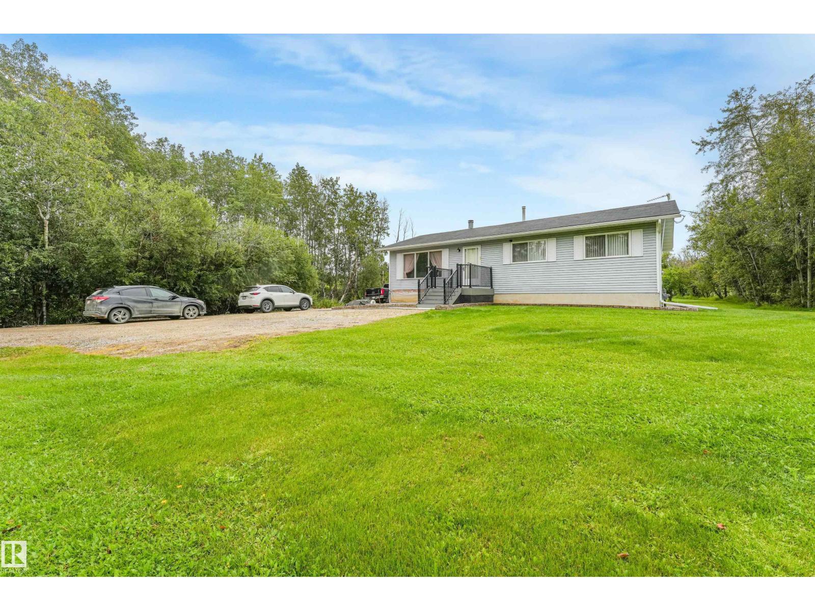 #254 52411 RGE ROAD 214 - 5