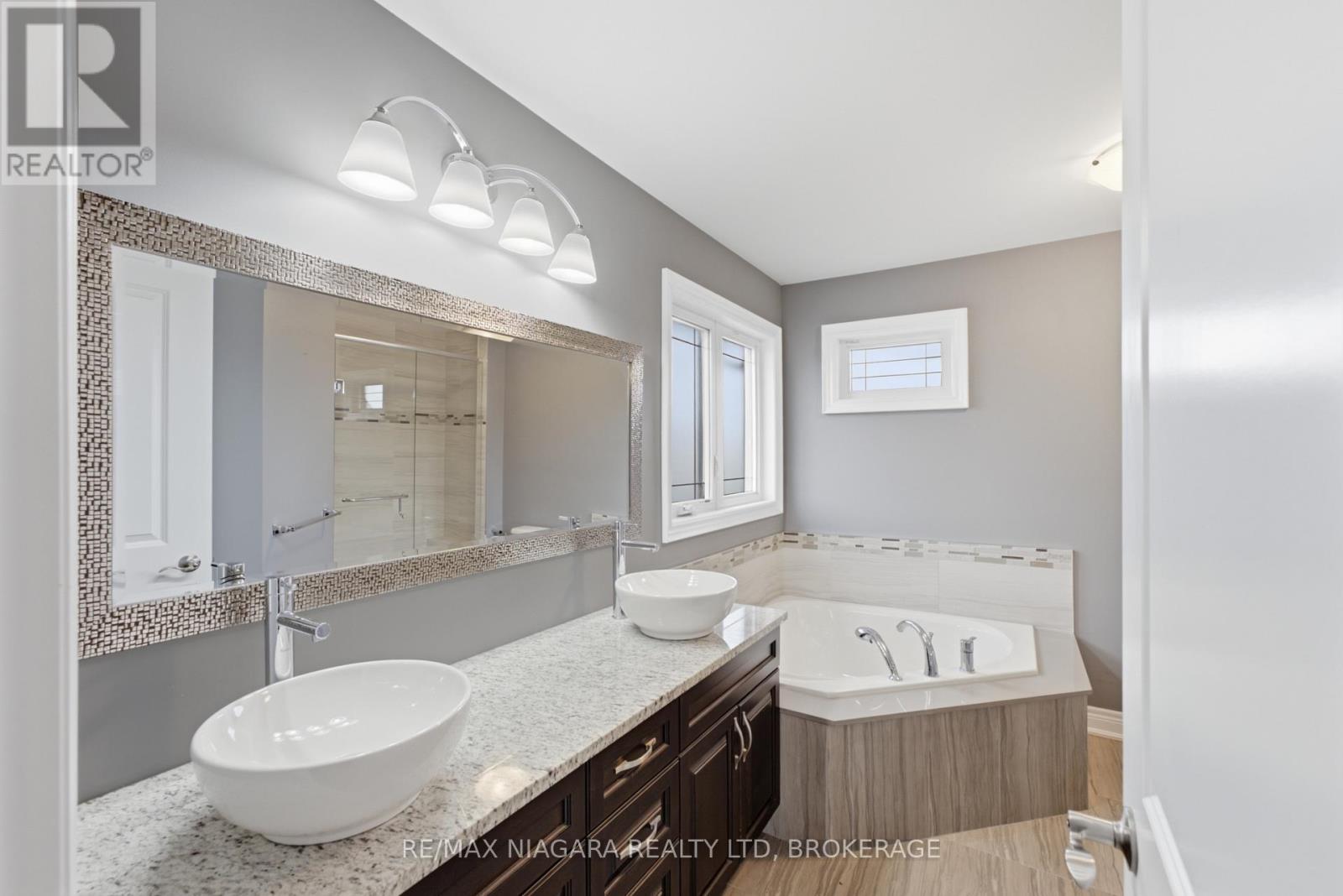 9305 EAGLE RIDGE DRIVE - 16