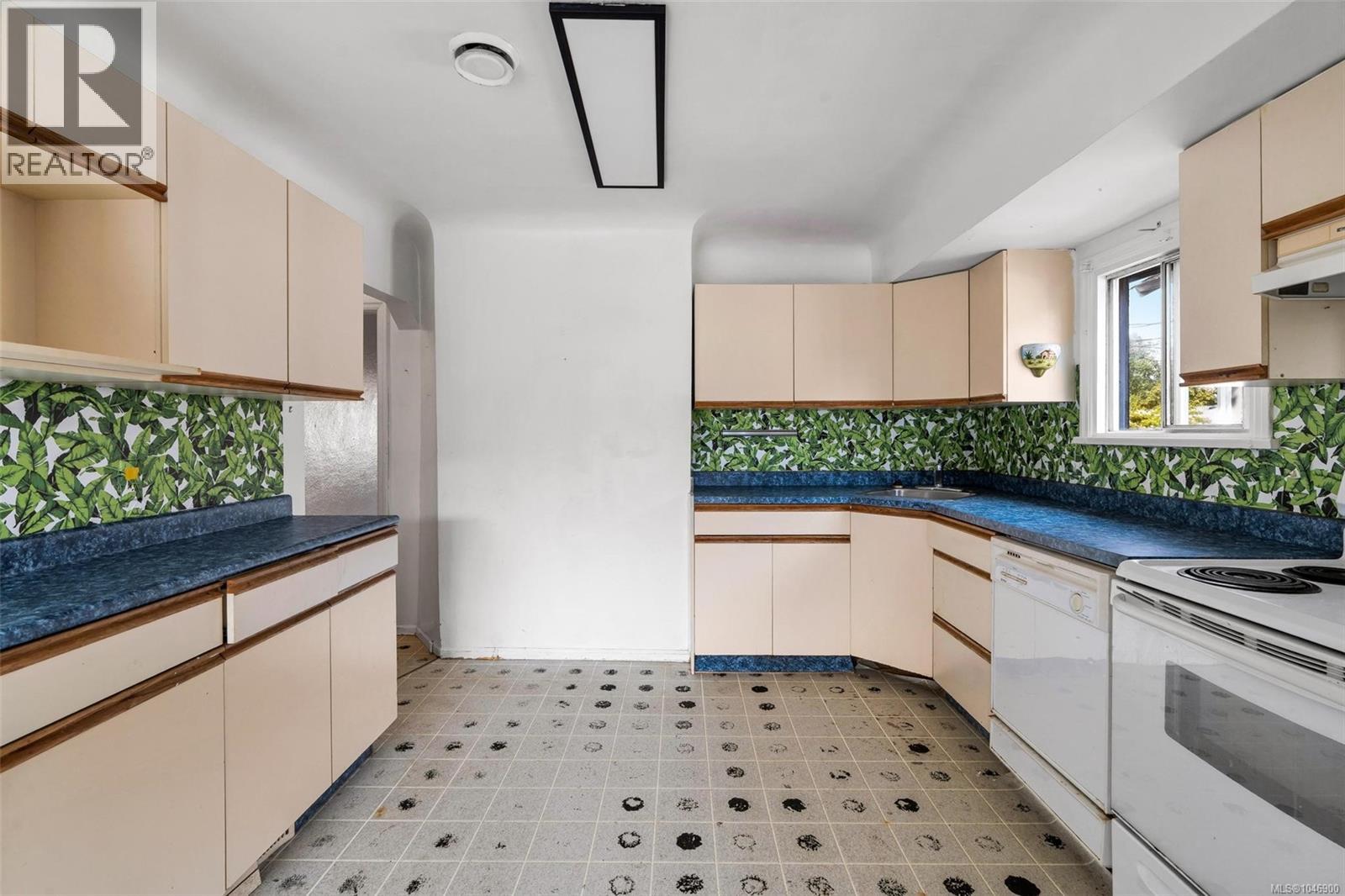 1669 Kisber Ave - Image 8