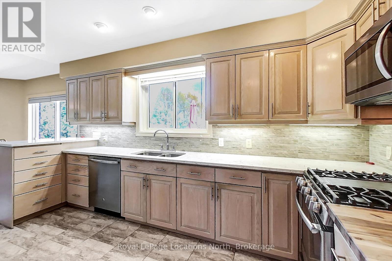 217 DOMINION DRIVE - Image 10