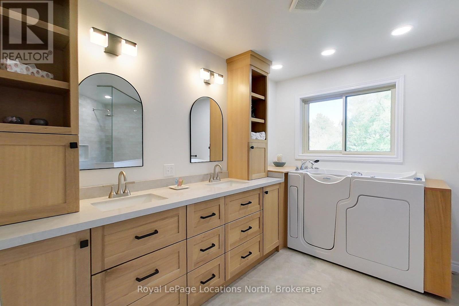 217 DOMINION DRIVE - Image 17