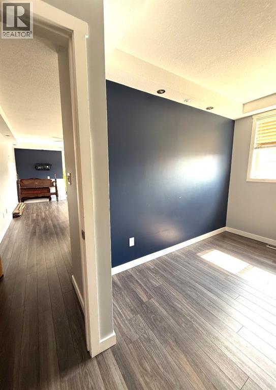 4605 50 Street - Photo 11