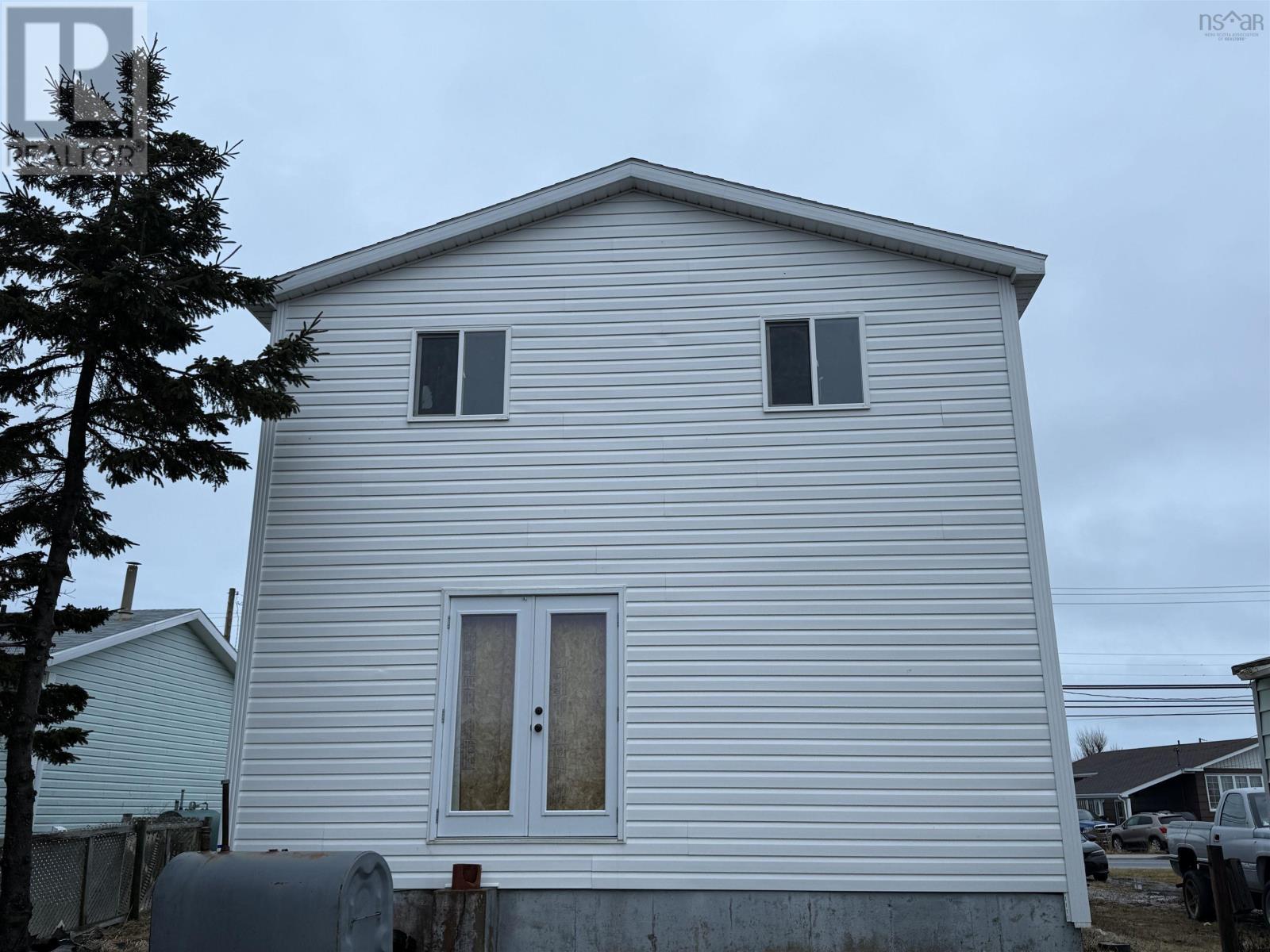 3792 Ellsworth Avenue - 5