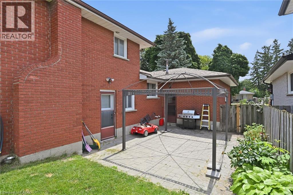 15 EDGAR Drive - Image 33