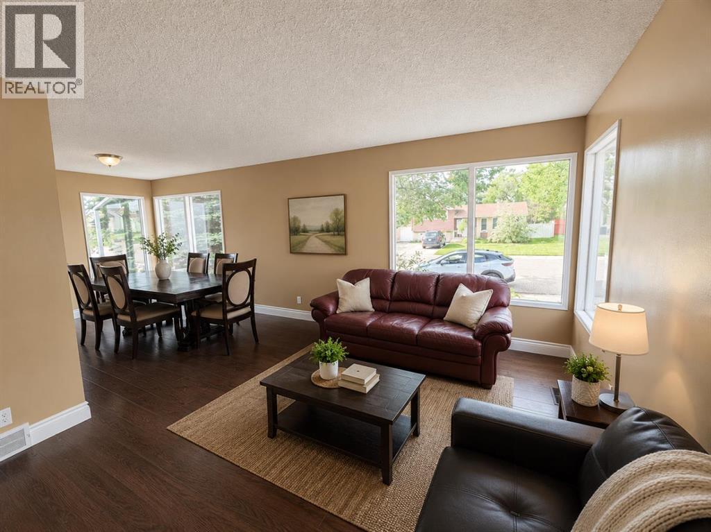 185 Pensacola Court West - Photo 5