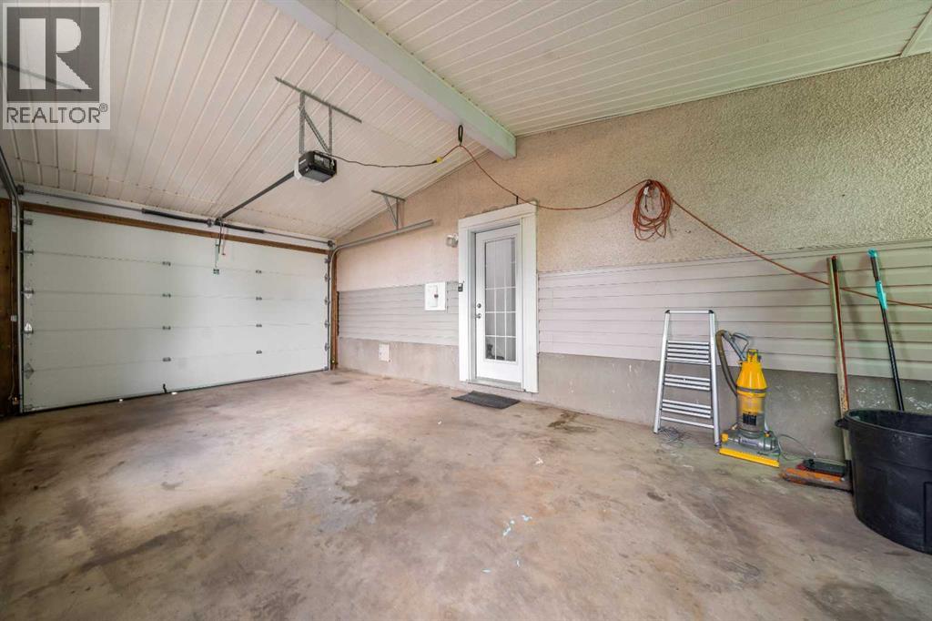 1002 13 Street Northeast - Photo 31