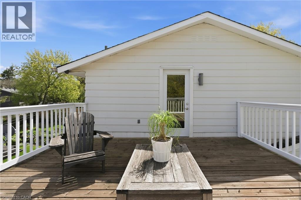 66 SKYLINE Drive - Image 32