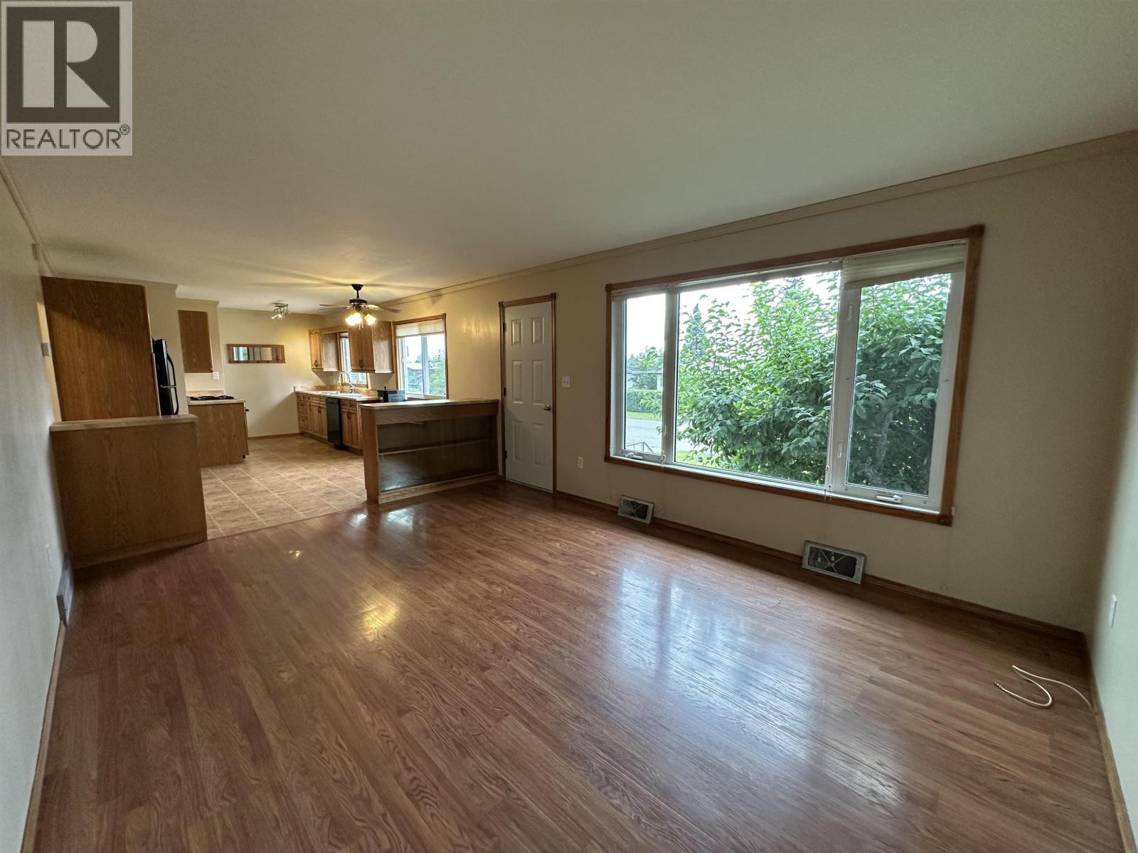 10312 104 AVENUE - Image 4