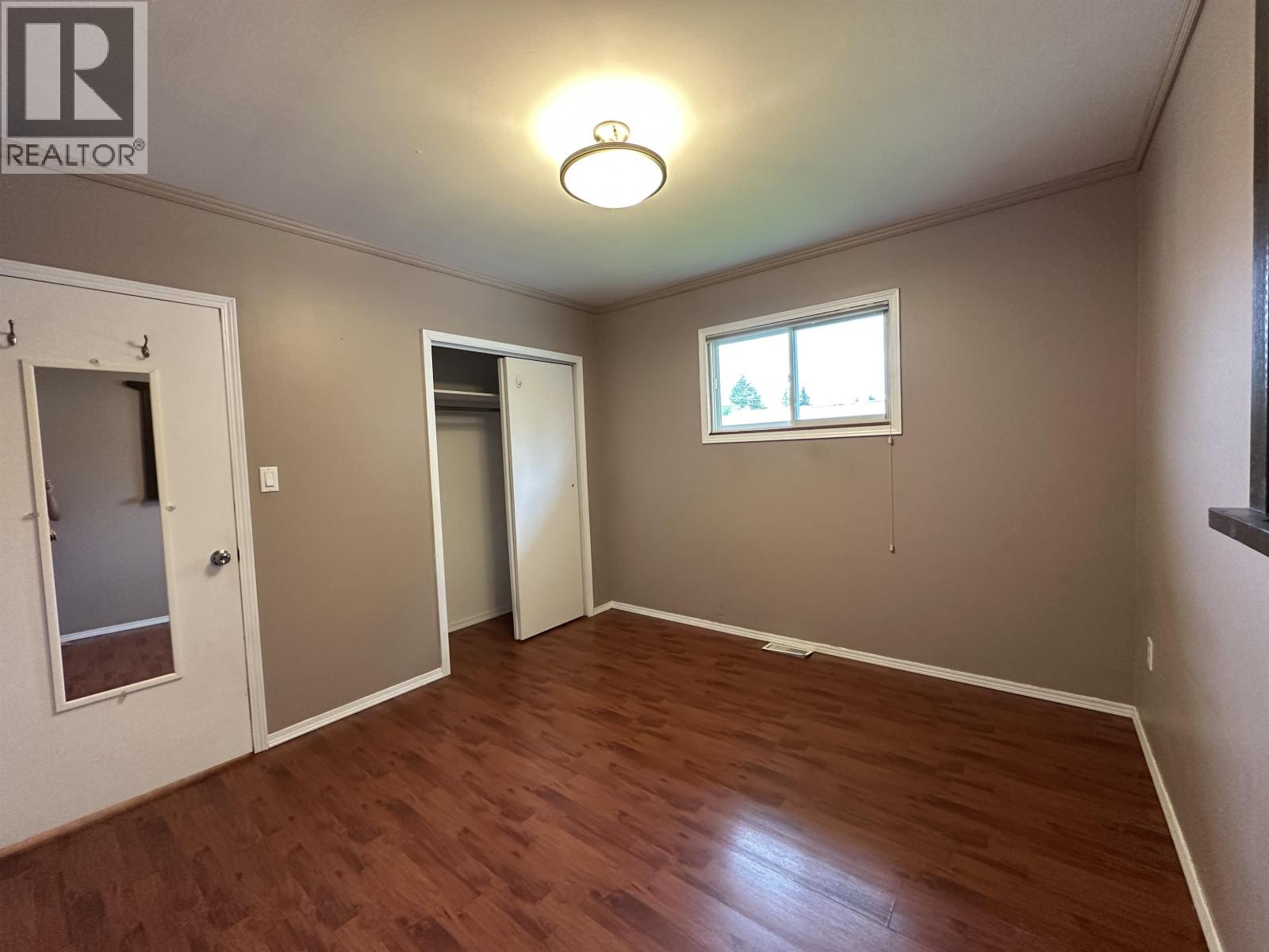 10312 104 AVENUE - Image 11