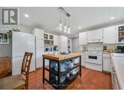 Primary Bedroom - 6167 Guelph Street, Centre Wellington, ON N0B1S0 Photo 8