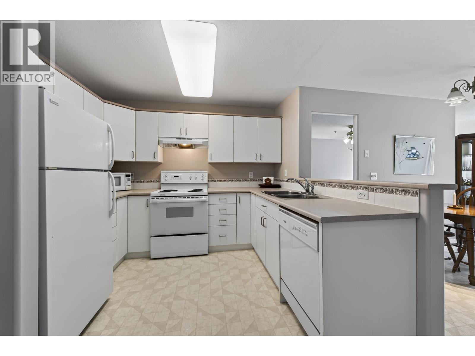 #316 554 SEYMOUR Street - Image 8