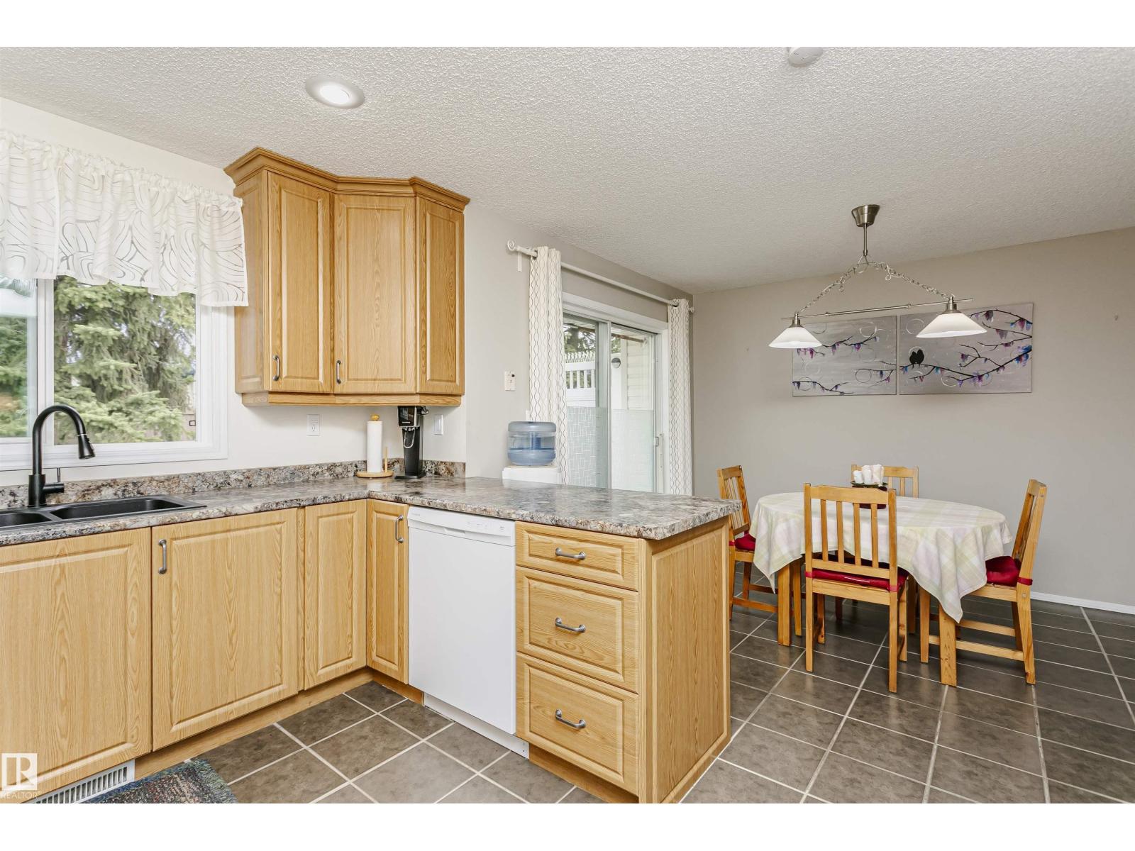 42 9630 176 Street NW - Photo 18