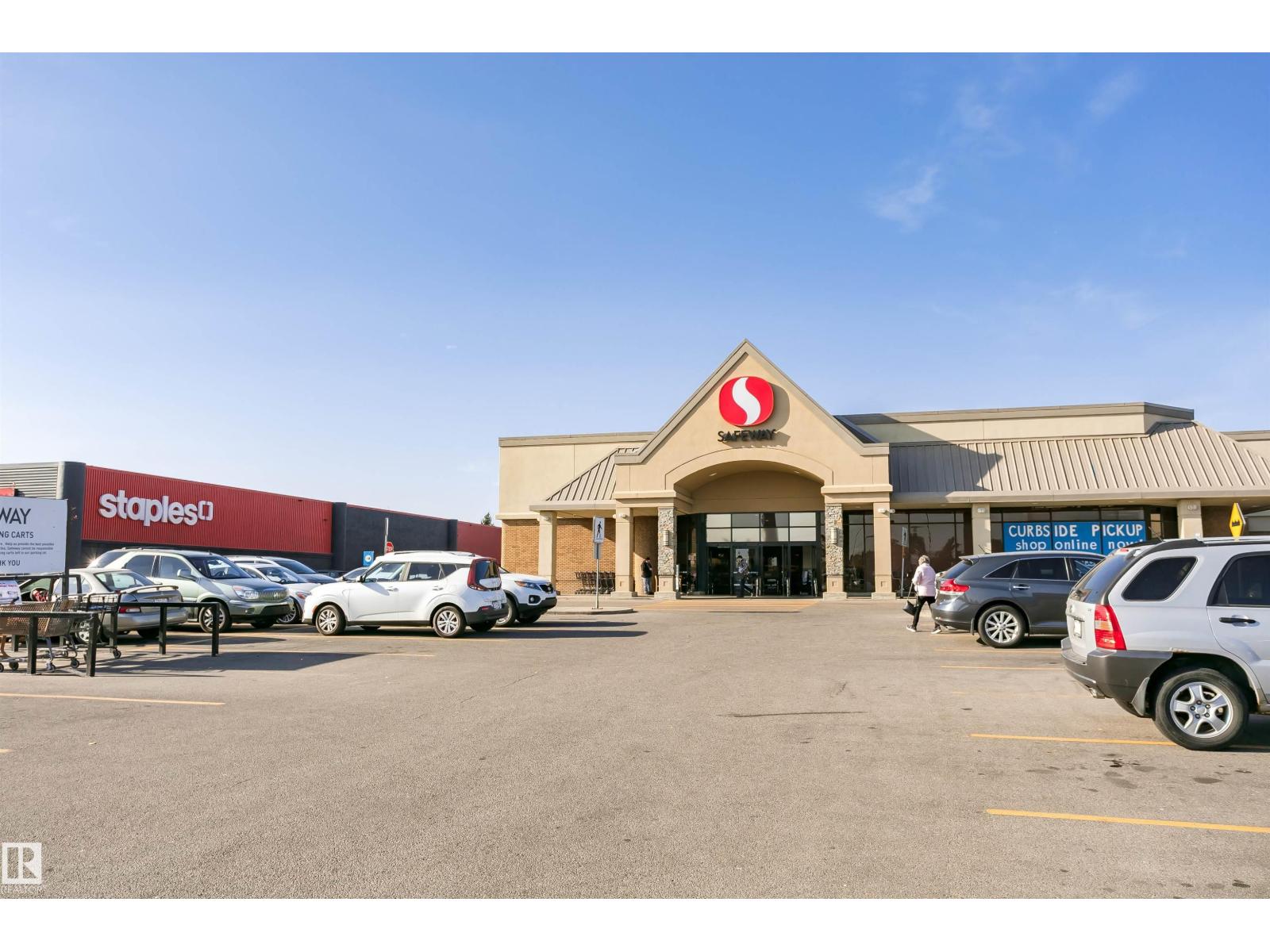 #42 9630 176 ST NW - 67