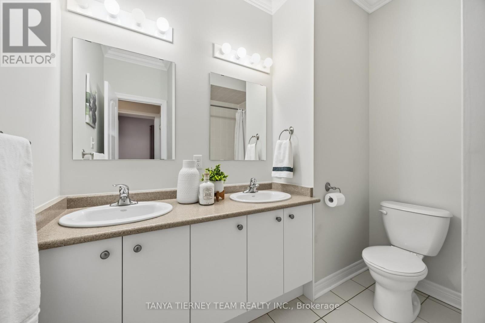 915 BLACK CHERRY DRIVE - Image 32