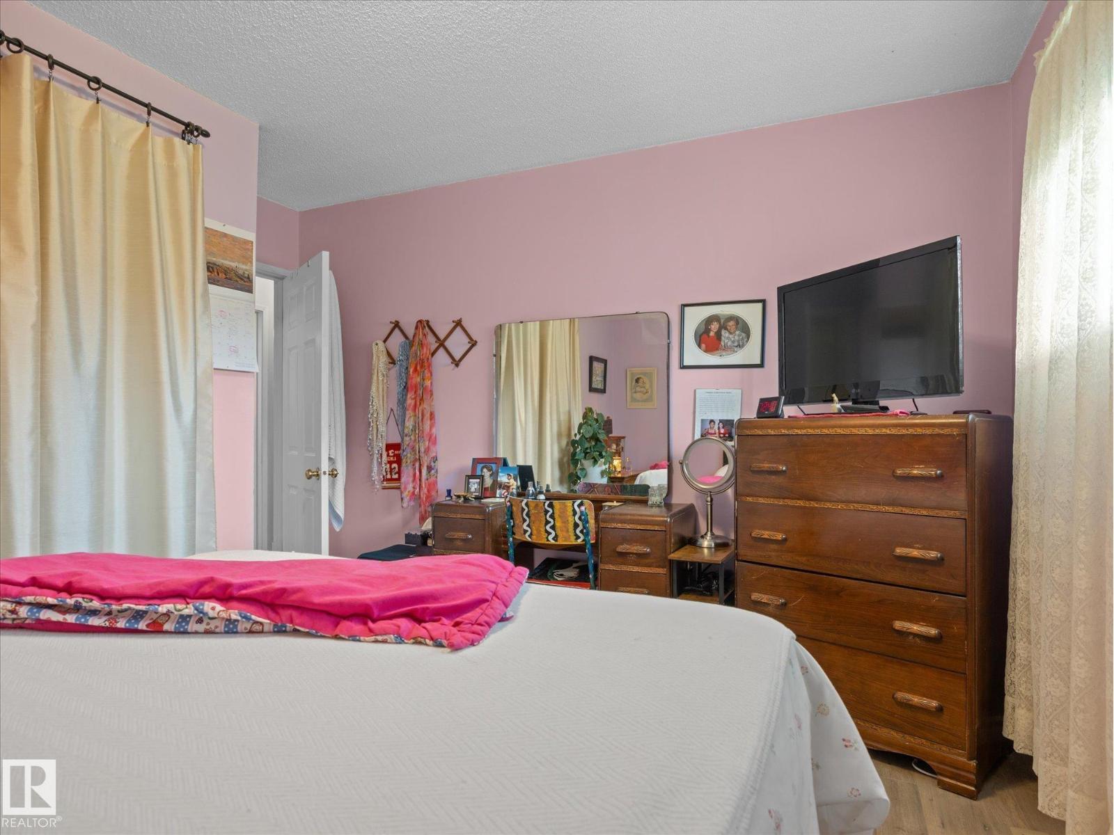 57 GARDEN Crescent - Photo 14