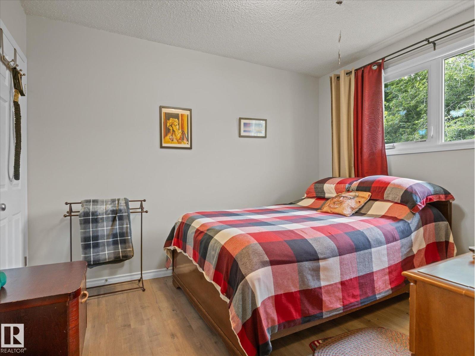 57 GARDEN Crescent - Photo 15