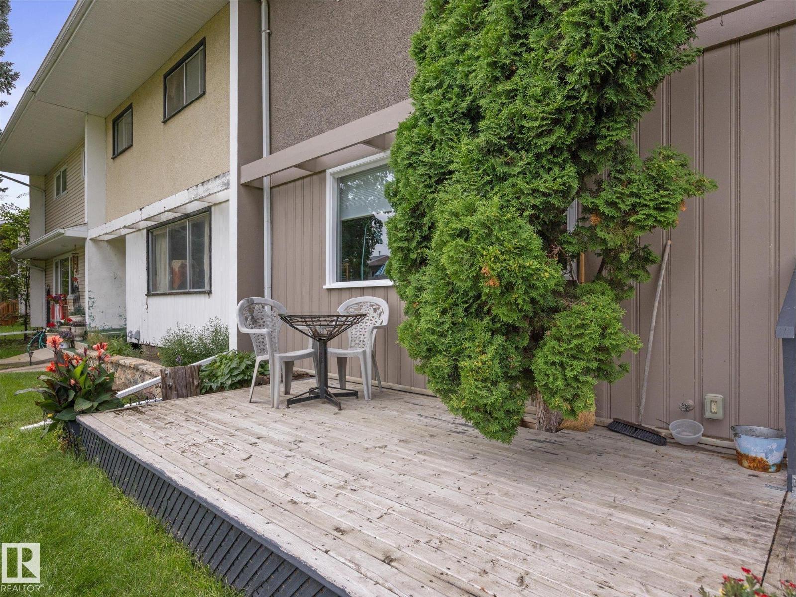 57 GARDEN Crescent