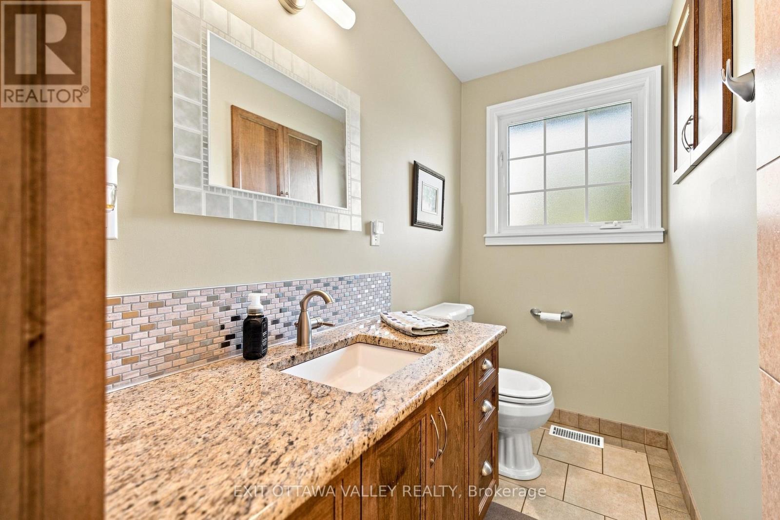 5 VALLEY STREET - Image 32
