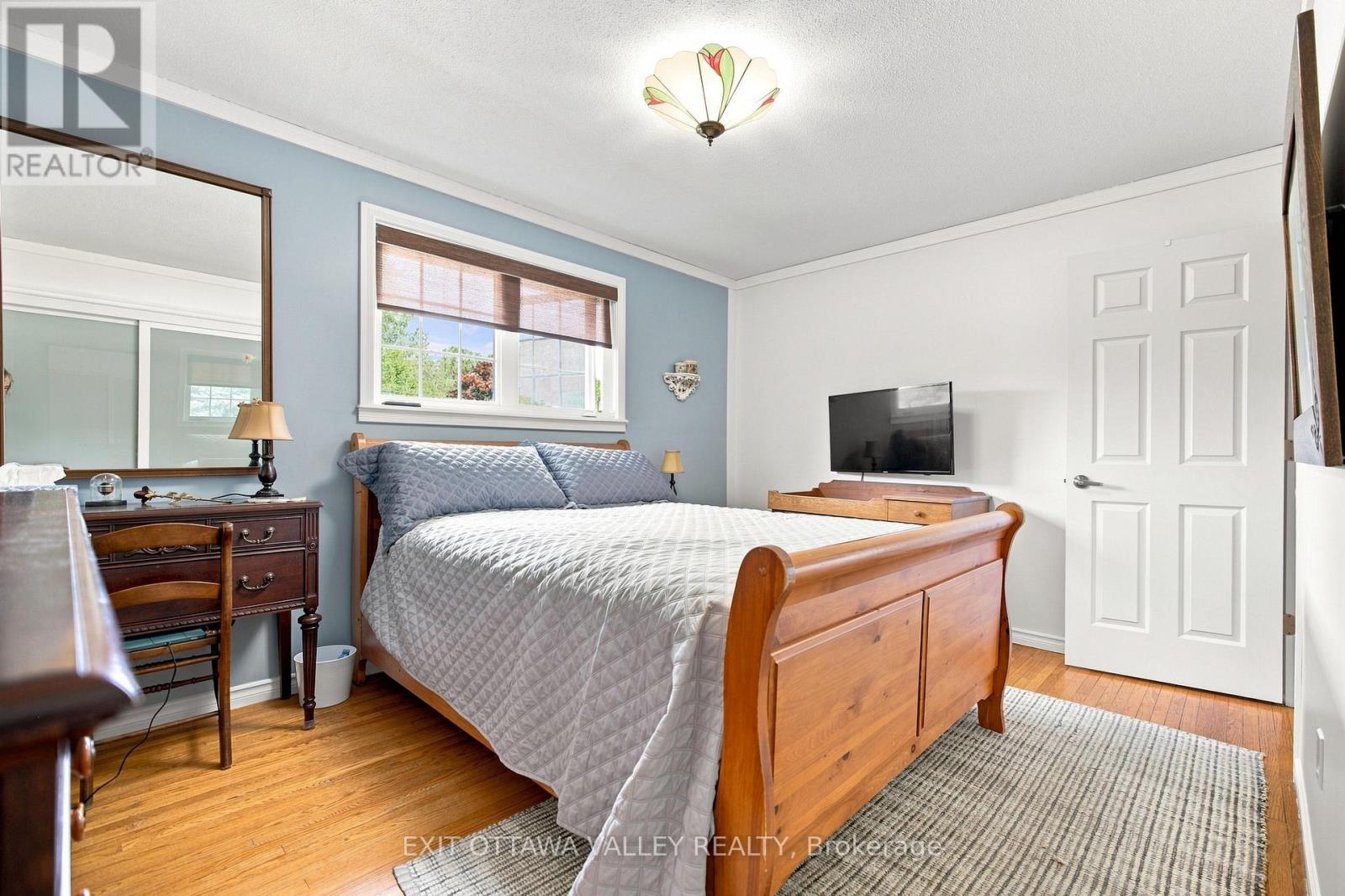 5 VALLEY STREET - 34