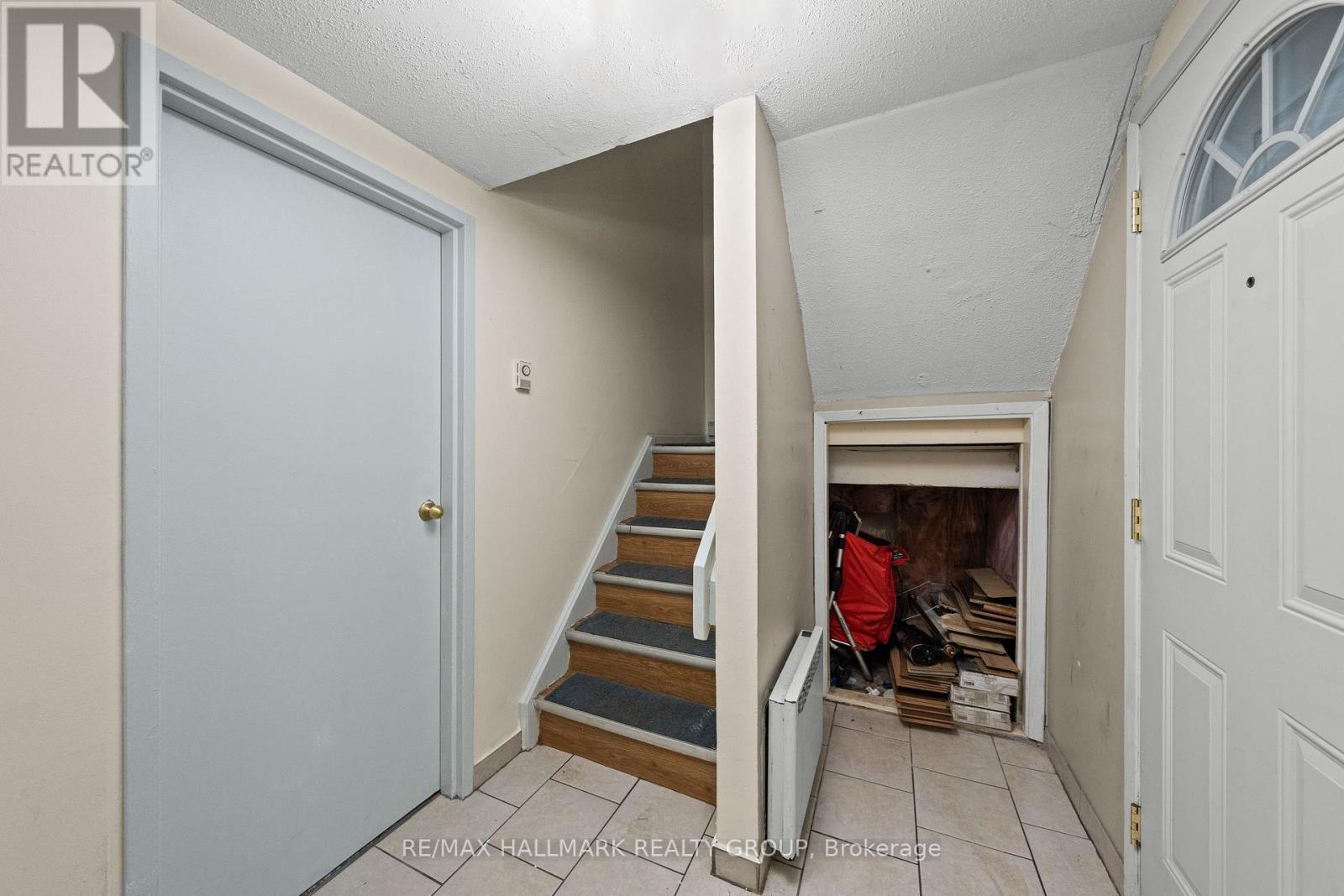 #64 3415 UPLANDS DRIVE - 5