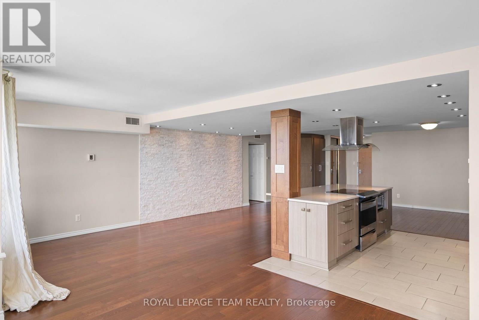 2 Bed, 2 Bath House for Sale in Ottawa – 2408 – 1500 RIVERSIDE DRIVE, Ottawa – MLS# X13676026 - Image 20