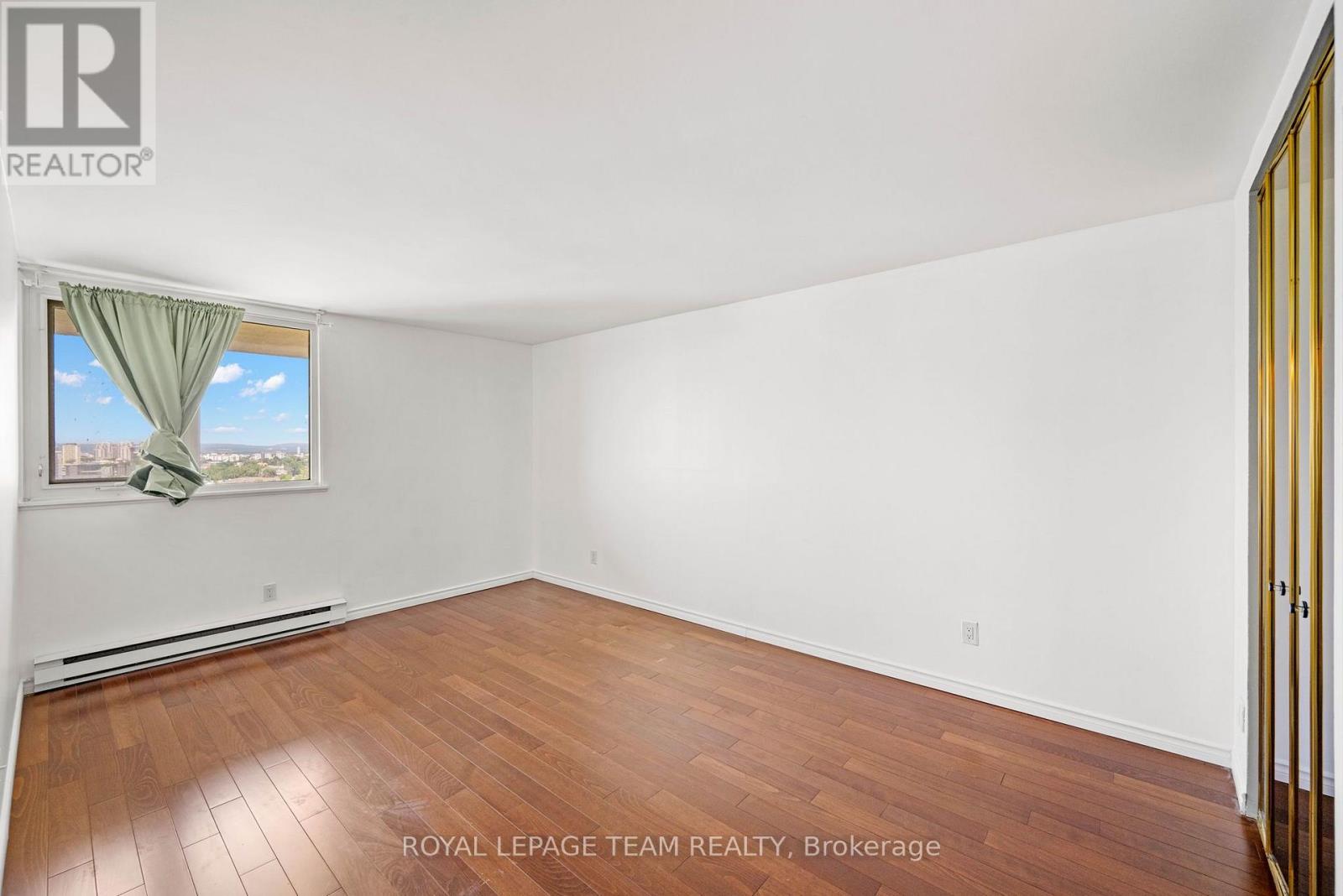 #2408 1500 RIVERSIDE DRIVE - 28