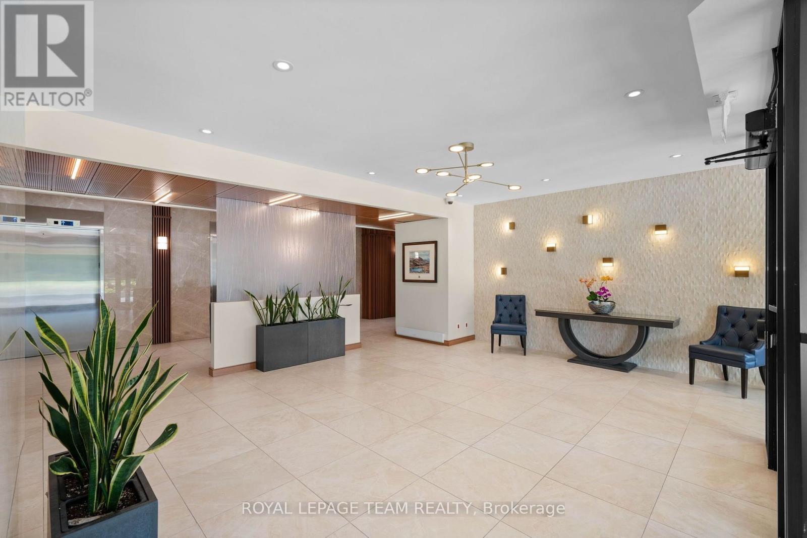 #2408 1500 RIVERSIDE DRIVE - 3