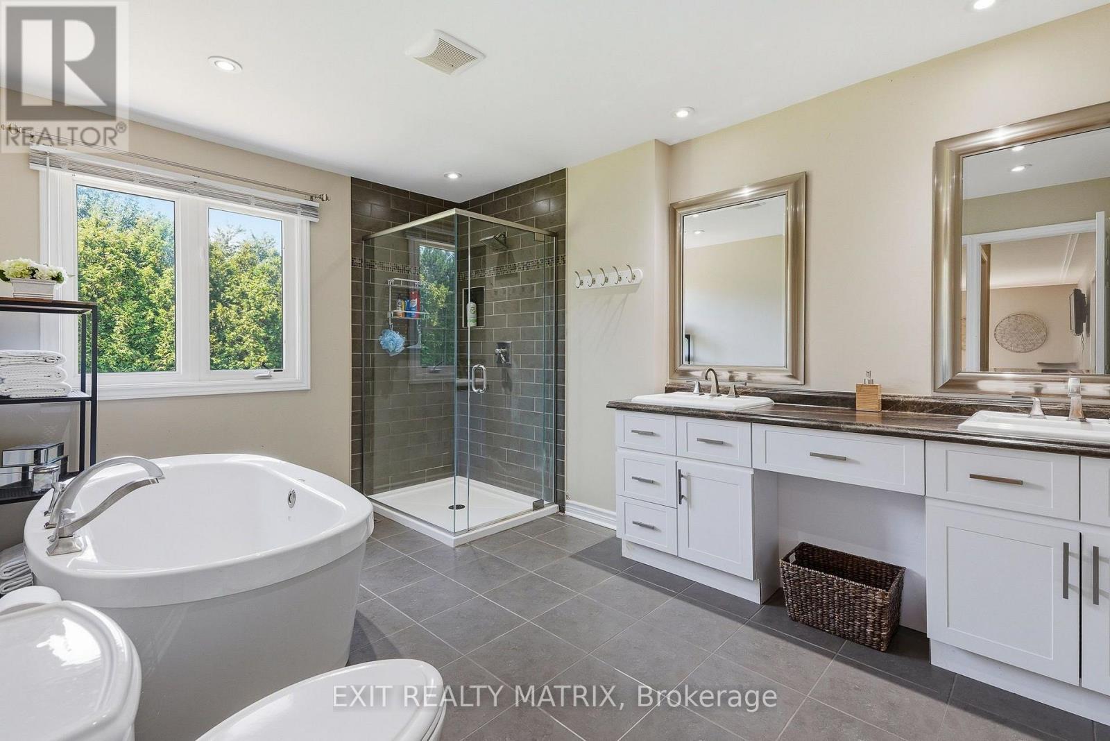 4 Bed, 4 Bath House for Sale in Russell – 1196 400 ROUTE, Russell – MLS# X13676098 - Image 26