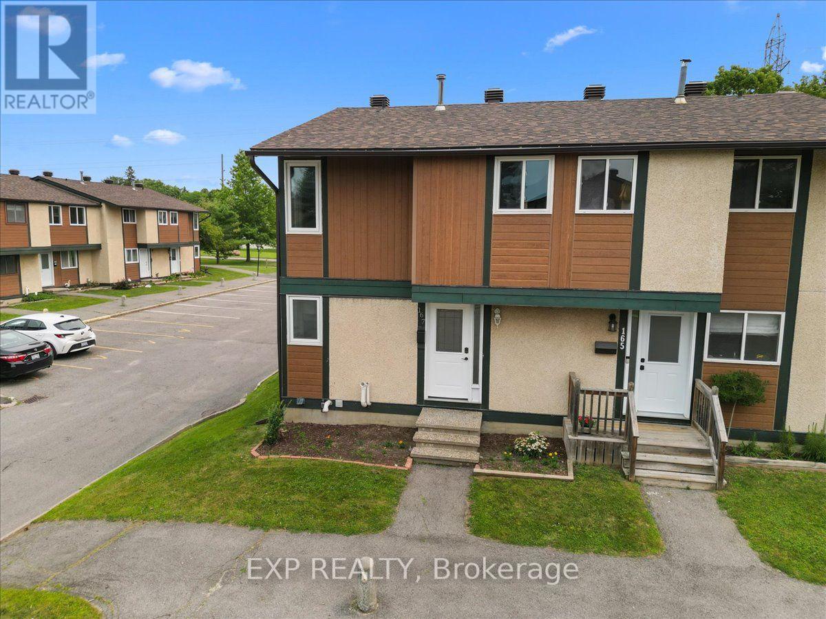 #167 1449 RIDGEBROOK DRIVE - 38