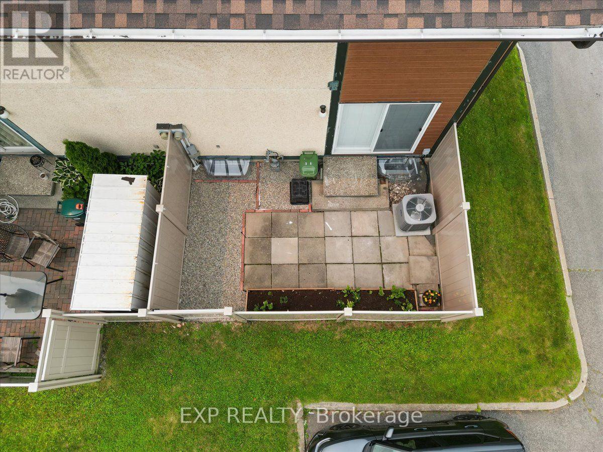 #167 1449 RIDGEBROOK DRIVE - 39