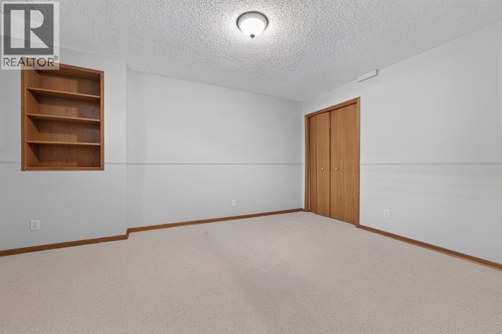 42 West Boothby Crescent - Image 17