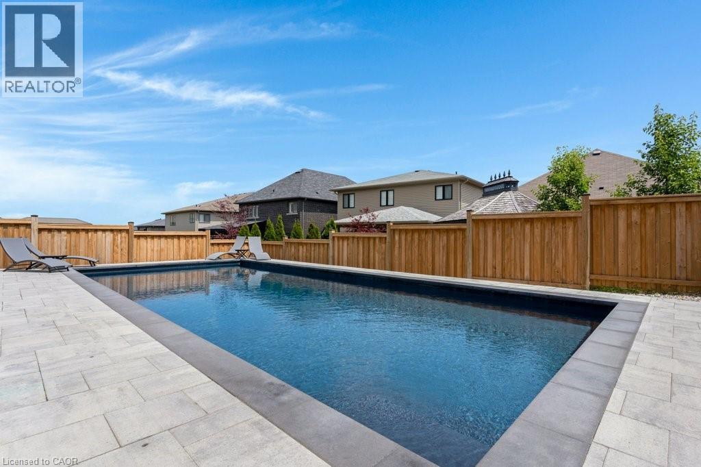 4041 HIGHLAND PARK Drive - Image 46
