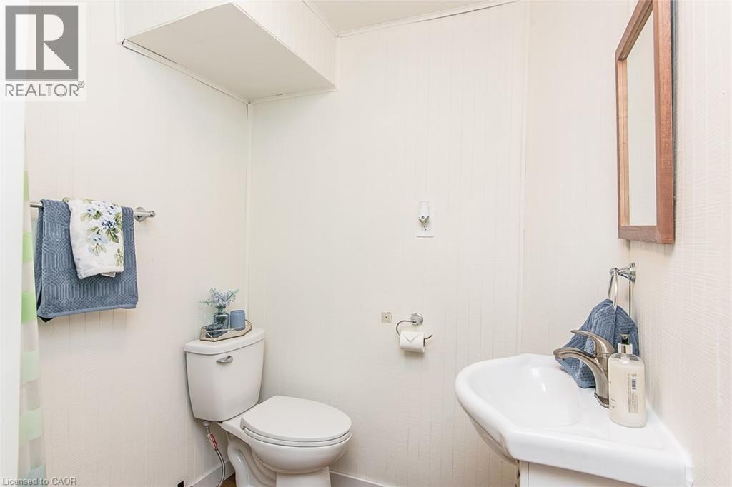 36 AMOS Avenue - Image 39